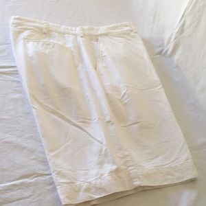 Polo men’s flat front shorts. Slash pockets. 9” inseam